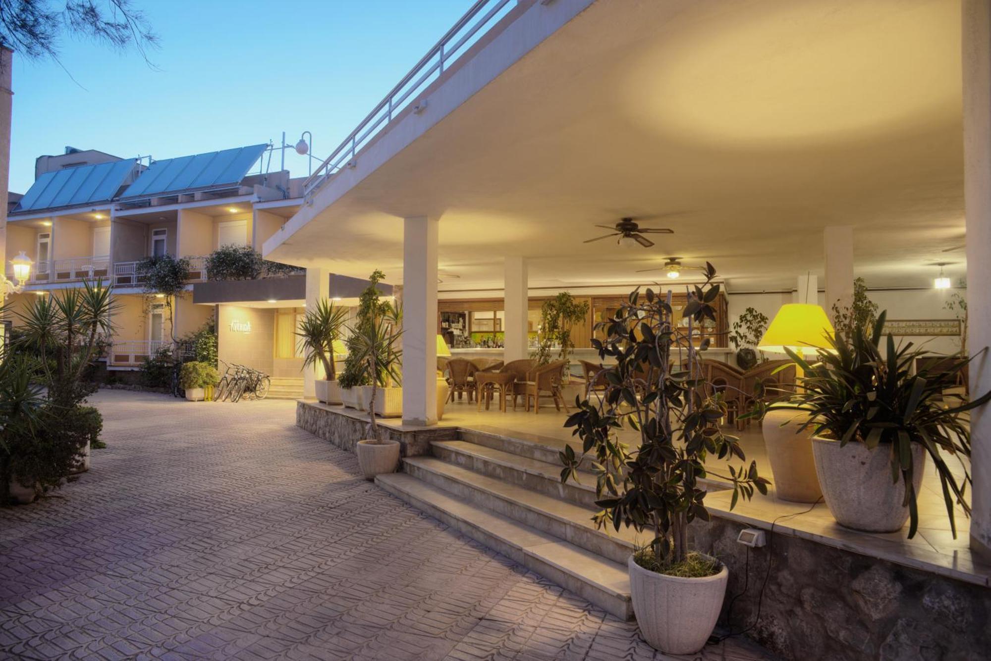 Hotel Avenida Benicassim Exterior photo